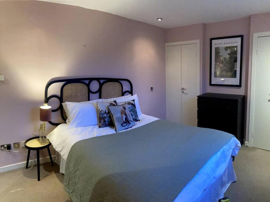 Stylish 2 Bed Accessible Flat Perfect Location Leilighet Glasgow Eksteriør bilde
